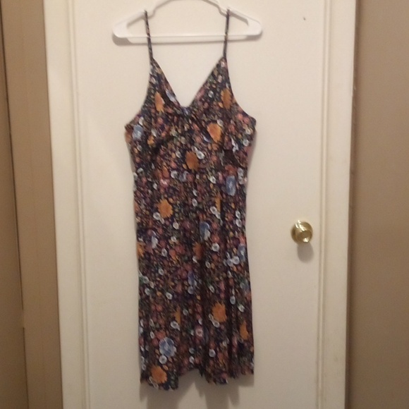 NWT OUGES Summer Spaghetti Strap V-Neck Floral Dress with Pockets - Size XL - Picture 1 of 9